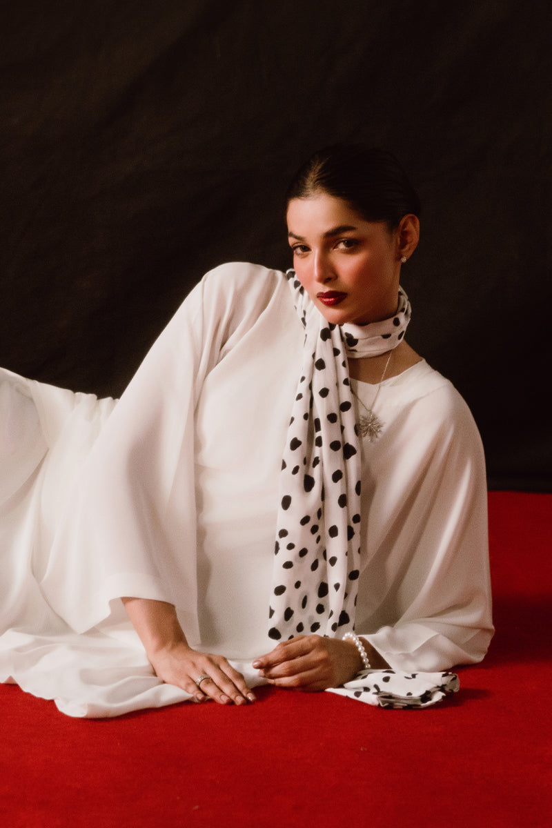 'Sabine' scarf