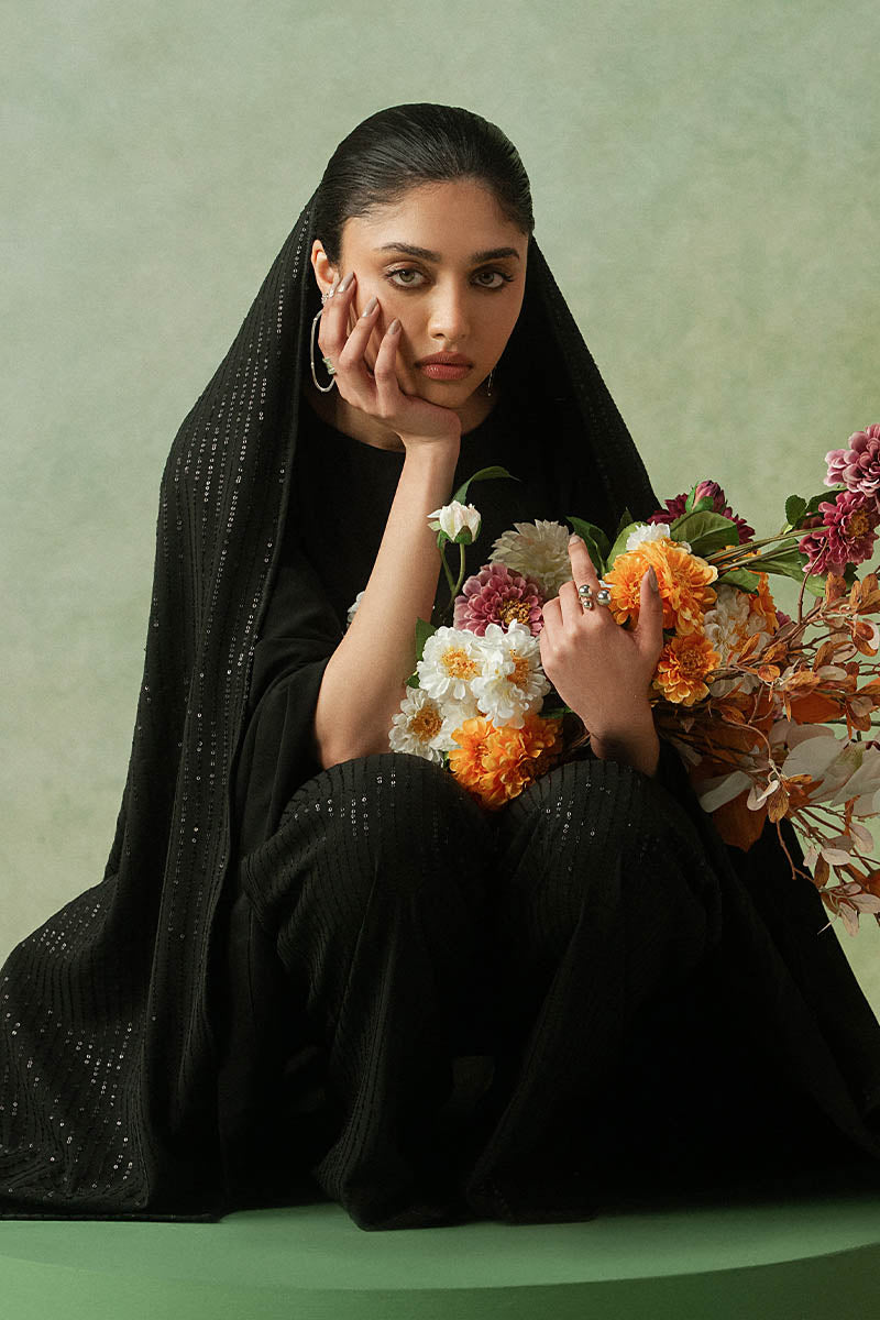 'ZEBAISH' DRAPE KAFTAN SET