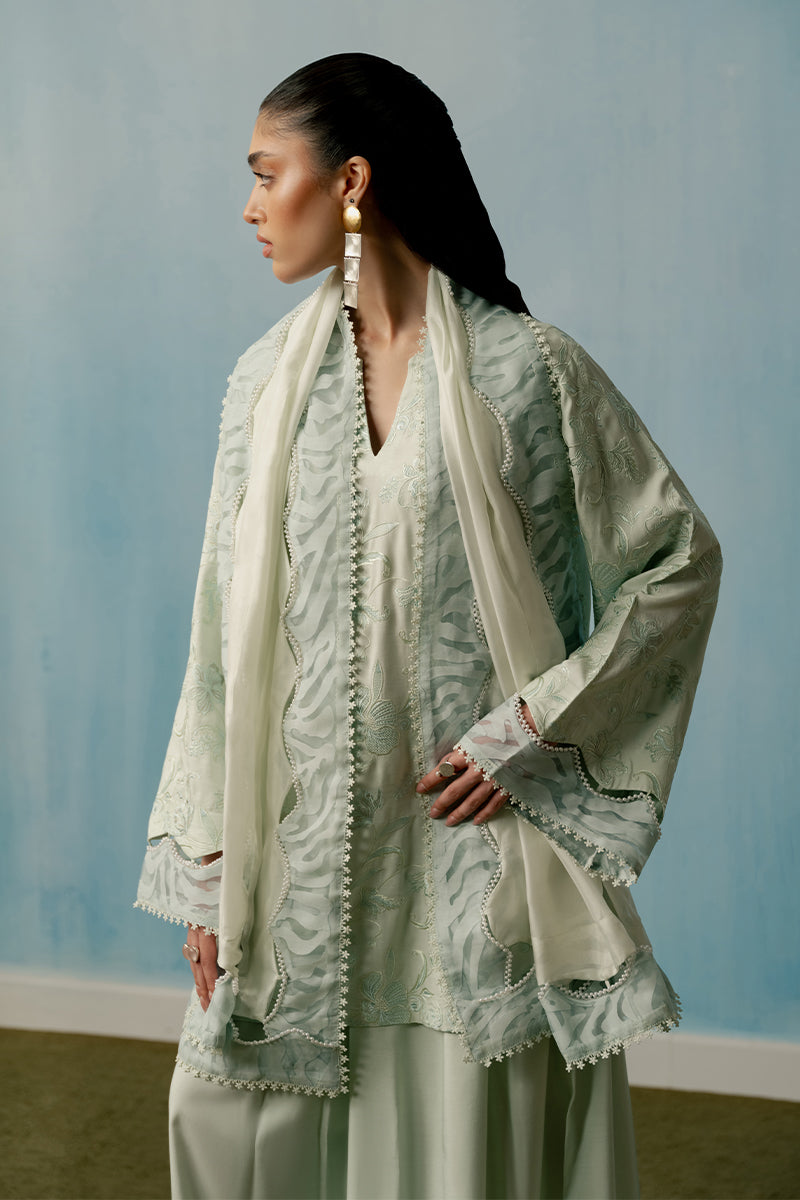 'Maya' Embroidered Set