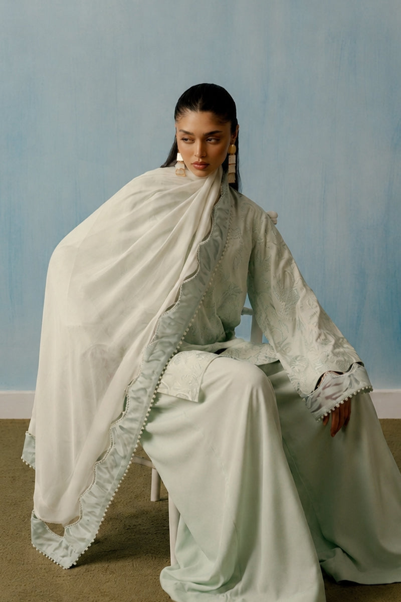'Maya' Embroidered Set
