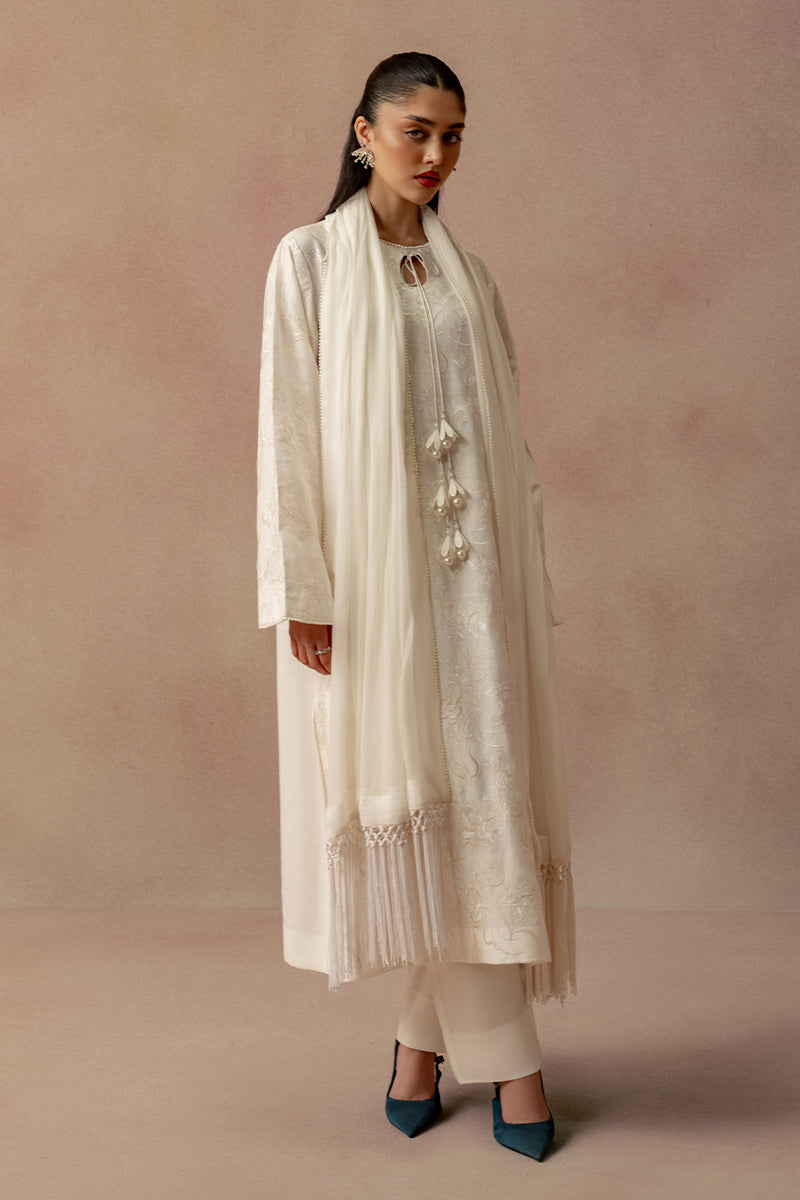 'Yasmin' Embroidered Set