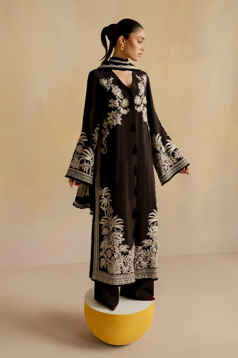 'Layla' Embroidered Set