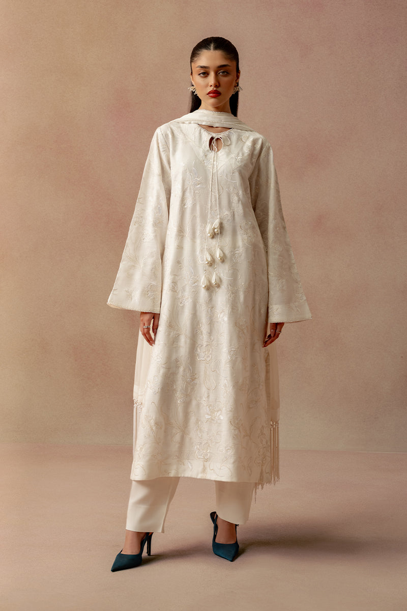 'Yasmin' Embroidered Set
