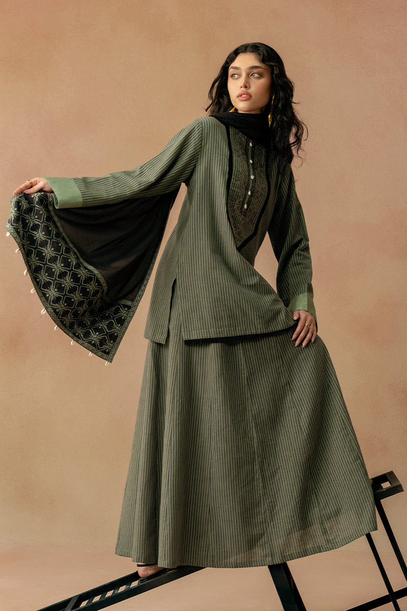 'Bahar' Embroidered Set