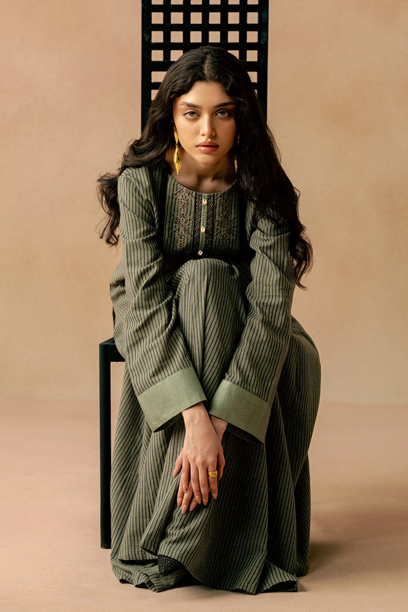 'Bahar' Embroidered Set