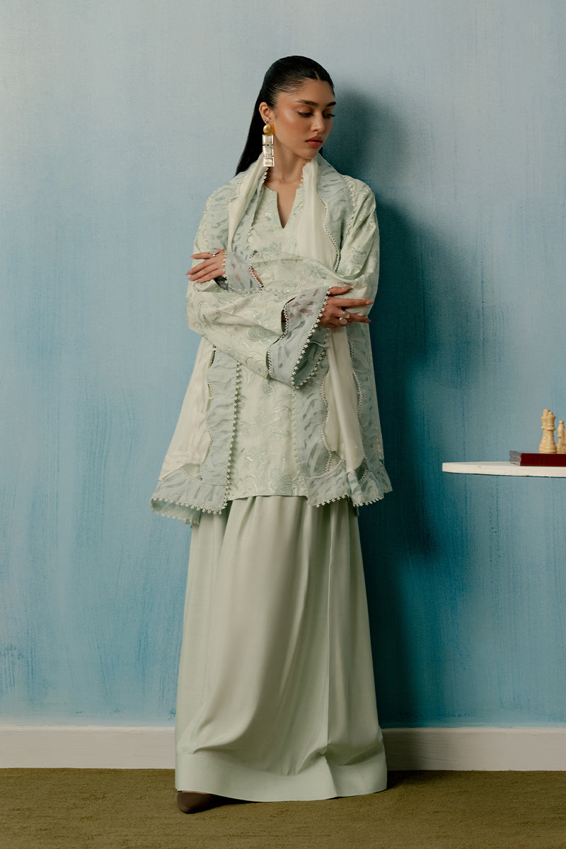 'Maya' Embroidered Set