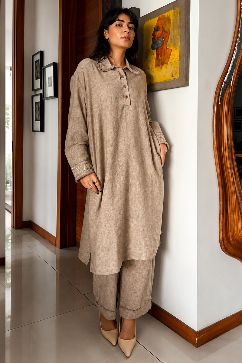 'Nazli' Embroidered Set